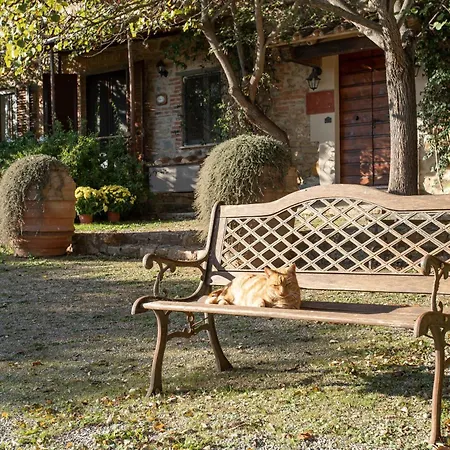 Angela - La Valentina Alloggio per agriturismo